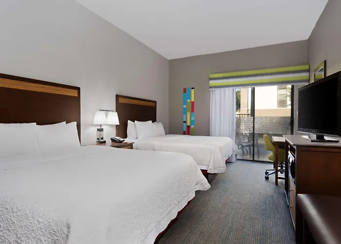 Hampton Inn & Suites Fort Myers Beach/Sanibel Gateway