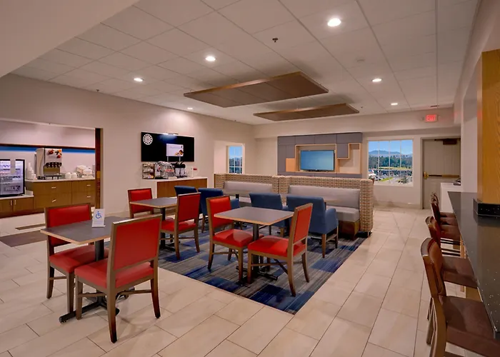 Holiday Inn Express Pigeon Forge - Sevierville By Ihg