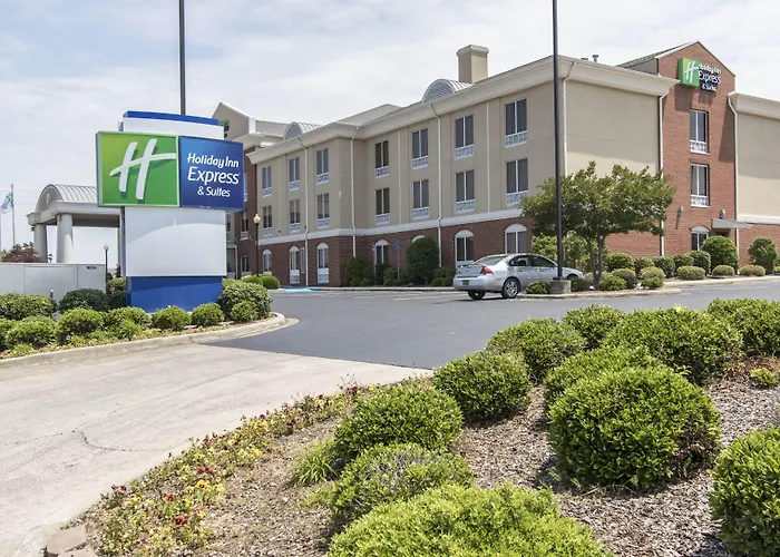 Holiday Inn Express & Suites Cullman