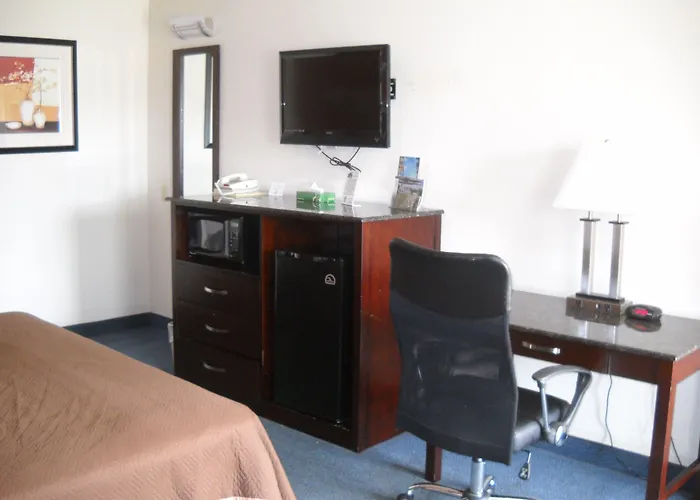 Travelodge By Wyndham Parkersburg