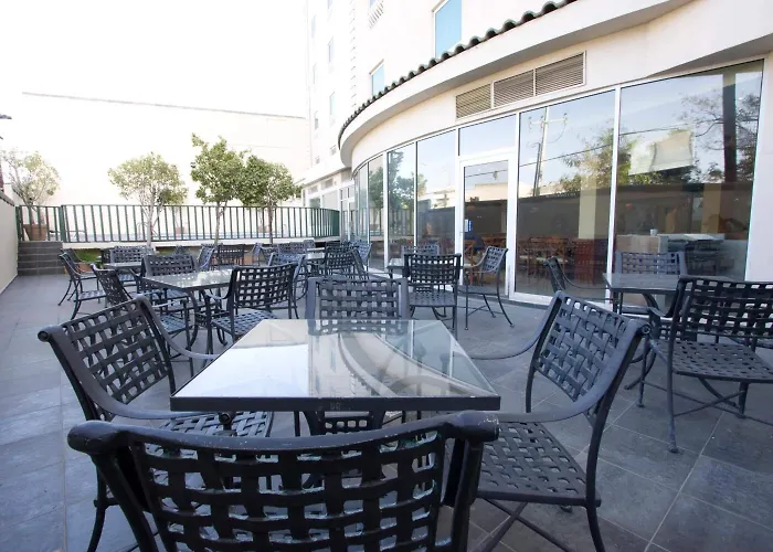 Antaris Galerias Hotel Monterrey