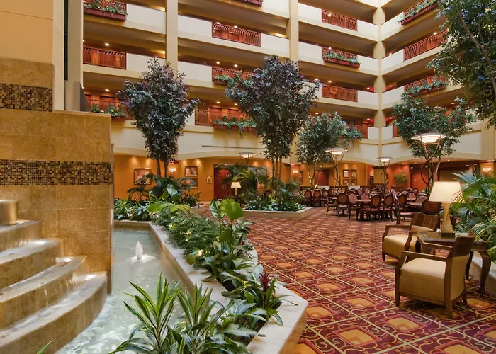 Embassy Suites By Hilton Hampton Convention Center