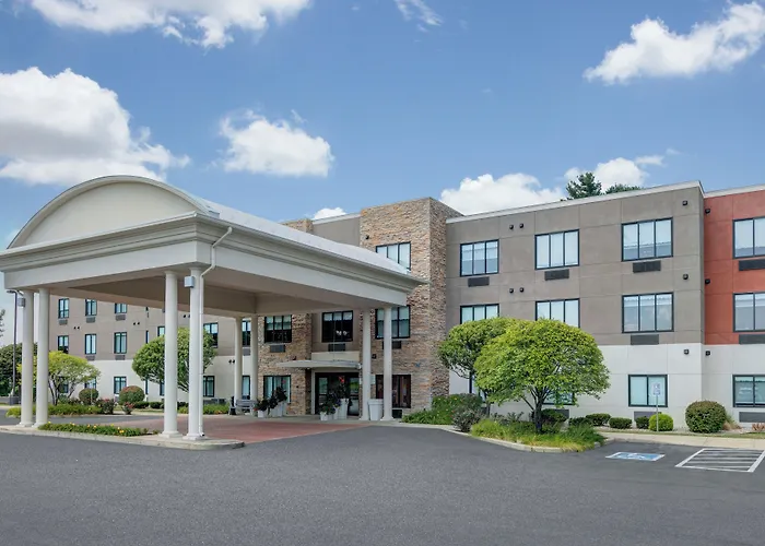 Holiday Inn Express Hotel And Suites Valparaiso By Ihg
