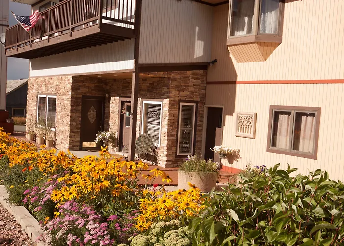 Valley Hi Hotel Fraser