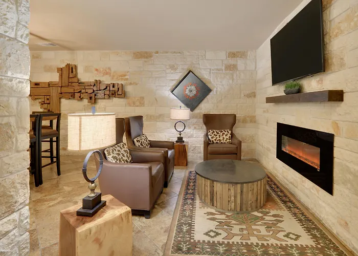 Comfort Suites Arlington - Entertainment District