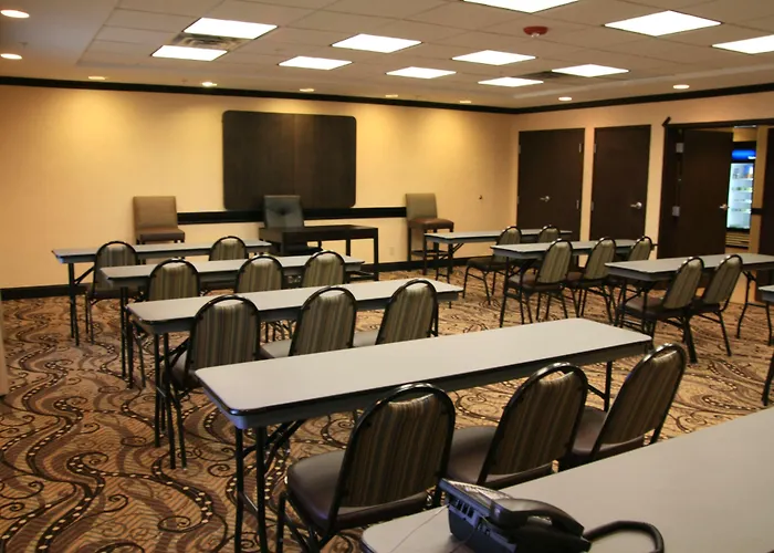 Hampton Inn & Suites Mcalester