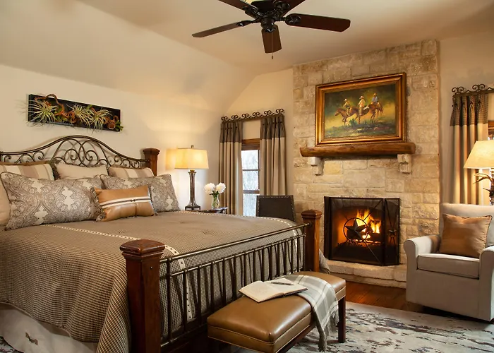 Inn On Lake Granbury A Boutique Hotel
