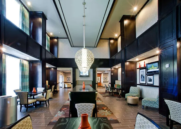 Hampton Inn & Suites Denison