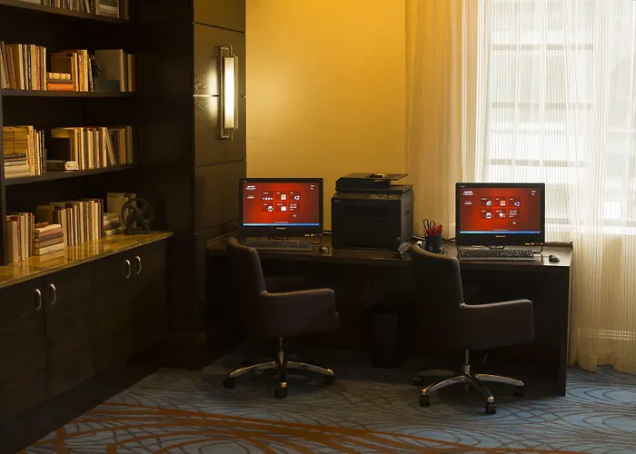 Milwaukee Marriott Downtown Hotel