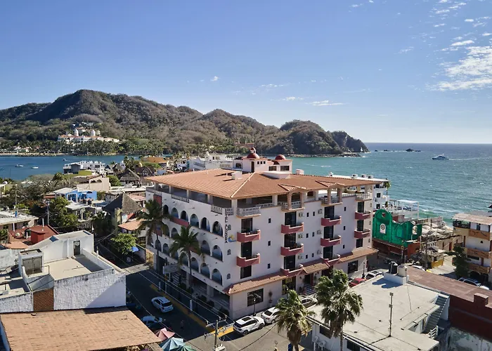 Hotel La Alondra Barra de Navidad
