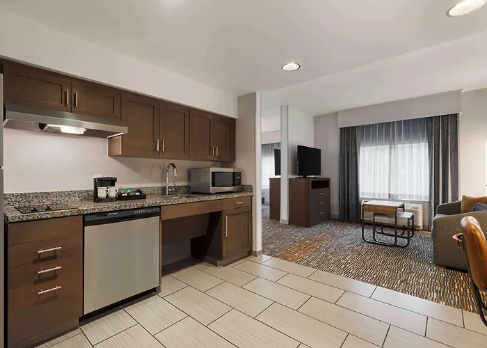 Homewood Suites By Hilton - Charlottesville