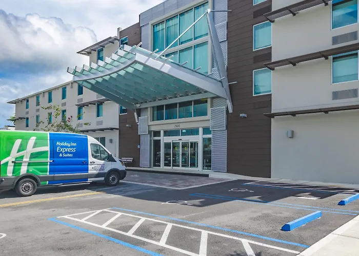 Holiday Inn Express & Suites Miami Airport East By Ihg Miami Springs