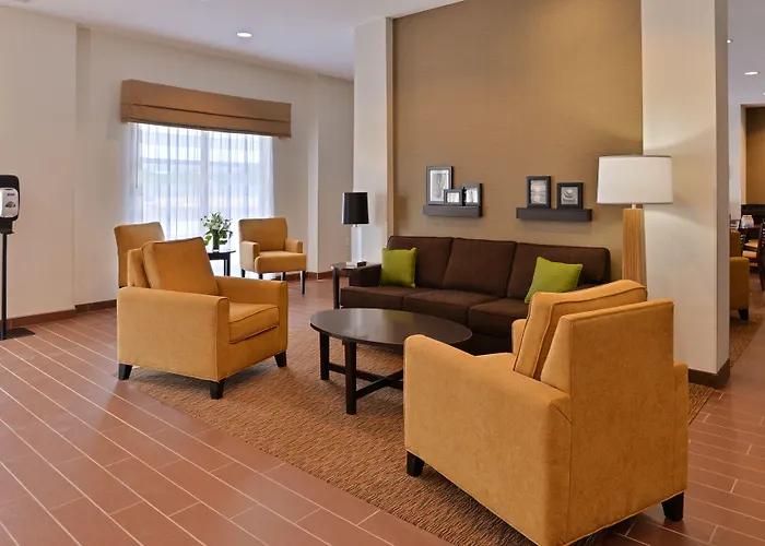 Mainstay Suites Meridian - Bonita Lakes
