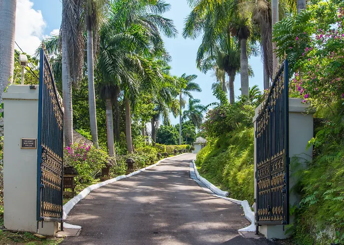 Silent Waters Villa Hopewell