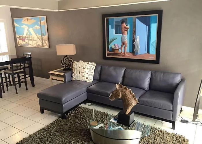 Coral Reef Guesthouse Fort Lauderdale