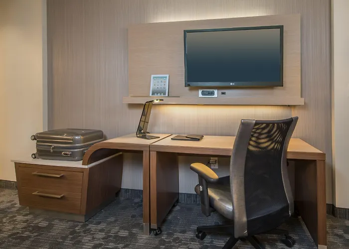 Courtyard By Marriott Dallas Plano/The Colony