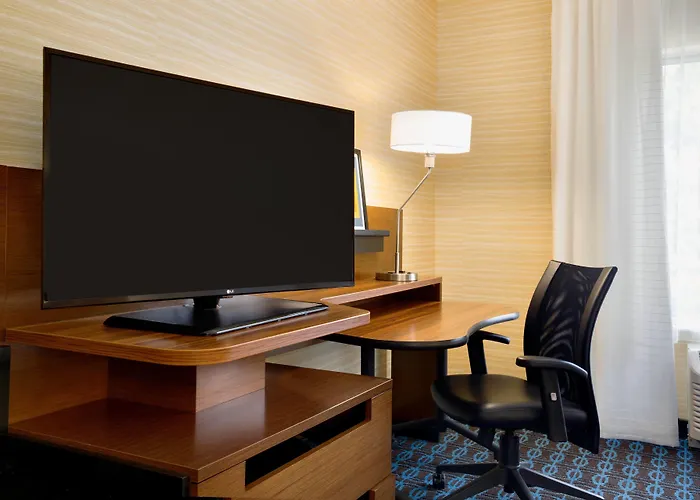 Fairfield Inn & Suites By Marriott Lancaster East At The Outlets Smoketown 