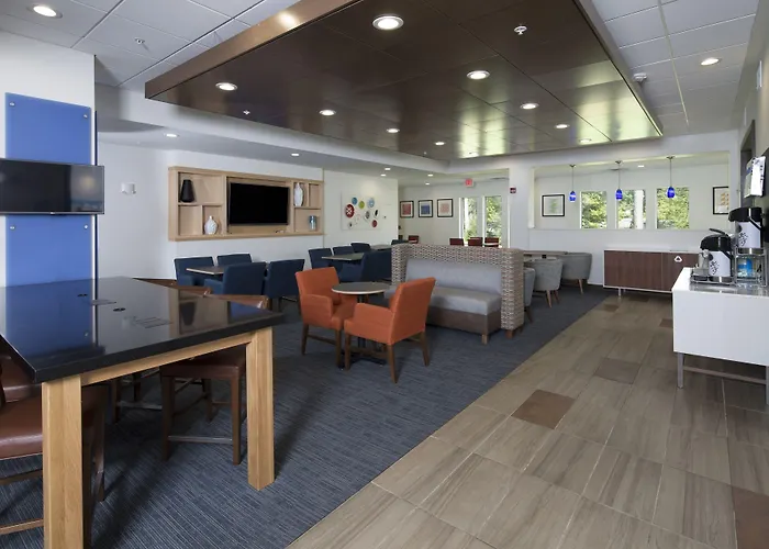 Holiday Inn Express & Suites La Porte By Ihg