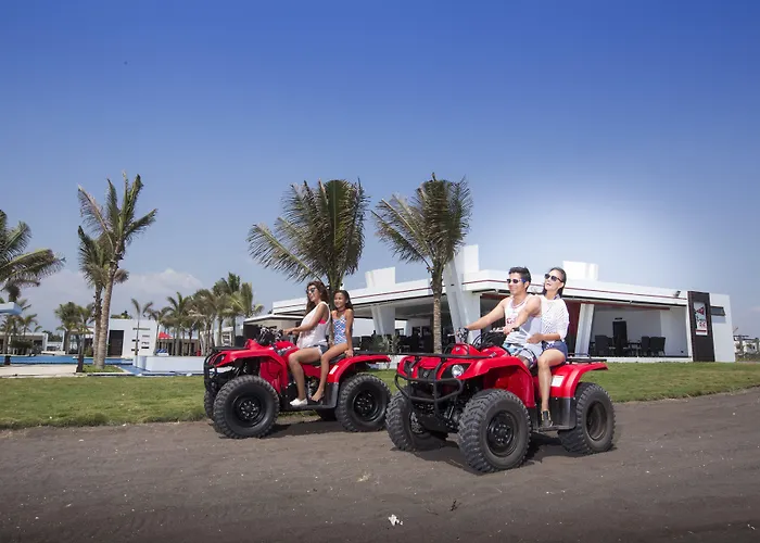 Hotel El Faro Monterrico
