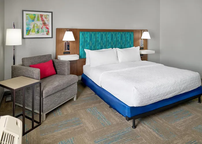 Hampton Inn Kansas City The Legends