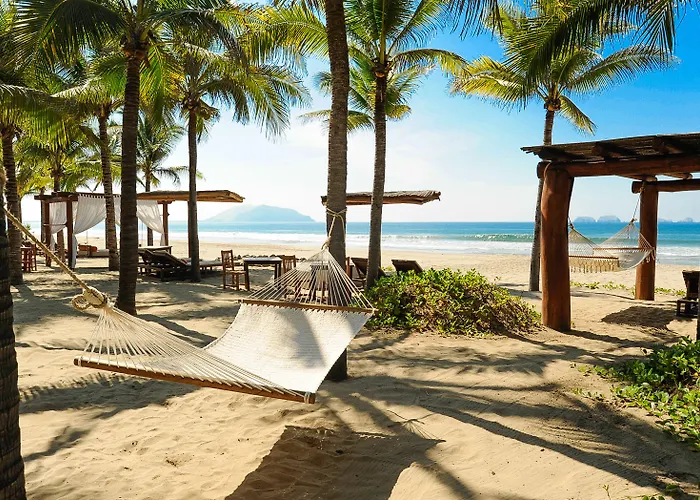 Las Palmas Luxury Villas Zihuatanejo