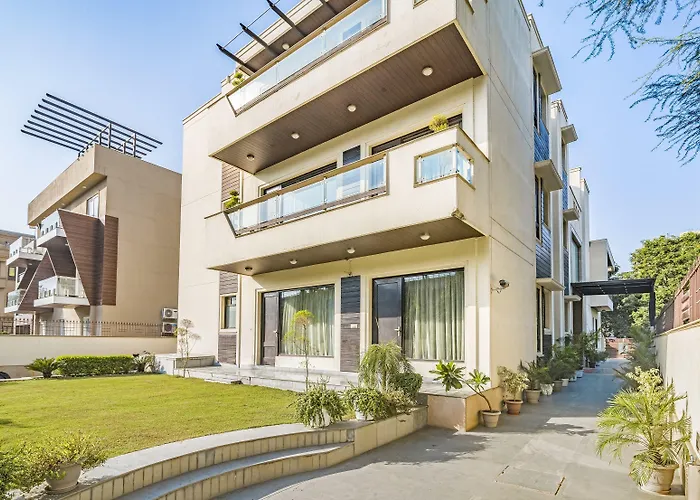 Royal Residence Mg Road Gurgaon