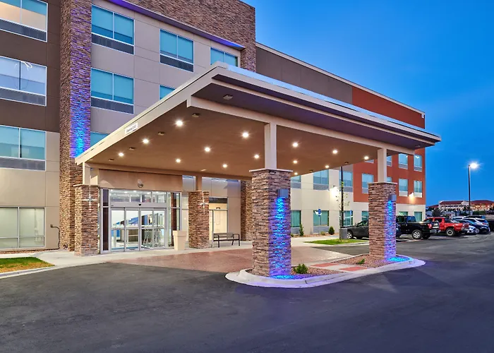 Holiday Inn Express & Suites El Paso East-Loop 375 By Ihg