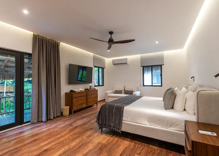 Na Balam Hotel Isla Mujeres