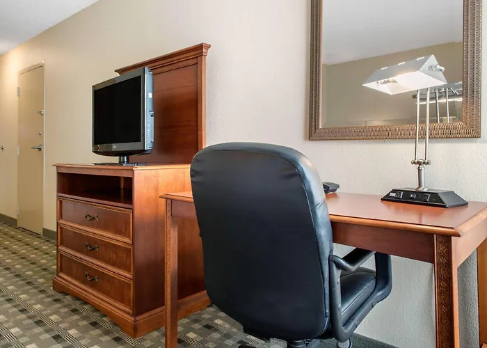Quality Hotel Conference Center Cincinnati Blue Ash