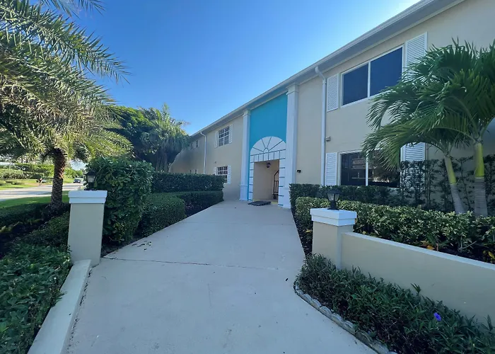 Gulfstream Manor Hotel Delray Beach