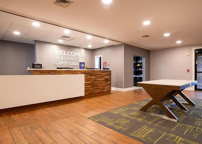Hampton Inn & Suites College Station