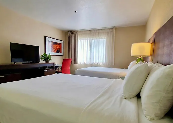 Rogue Regency Inn Medford Airport