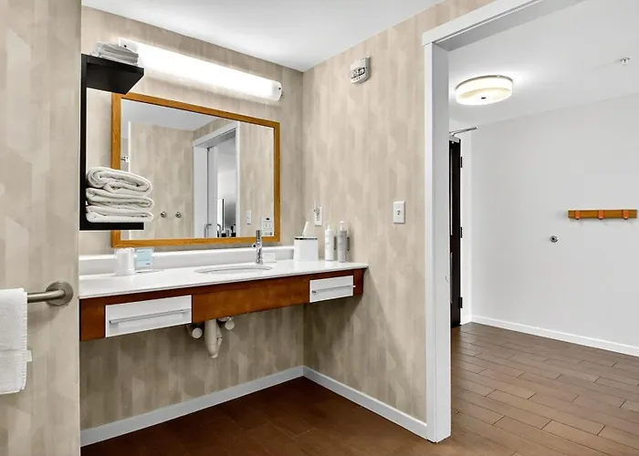 Hampton Inn & Suites Chippewa Falls