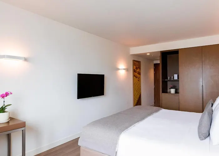 Dazzler By Wyndham Lima San Isidro Hotel