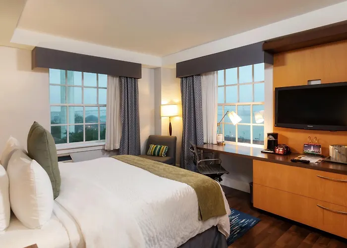 Hotel Indigo Baton Rouge Downtown By Ihg