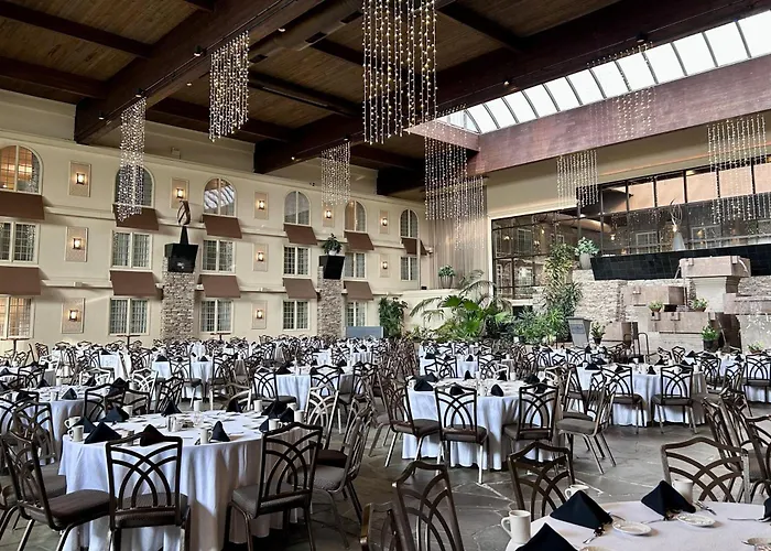 Eden Resort And Suites, BW Premier Collection Rohrerstown