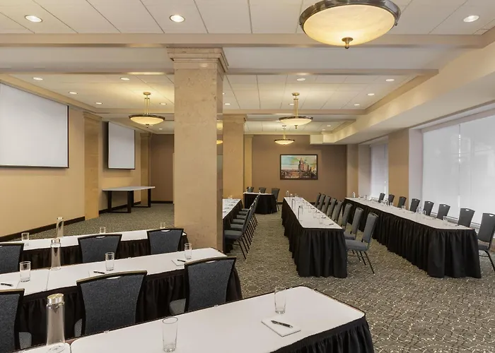 Hilton Garden Inn Indianapolis Downtown