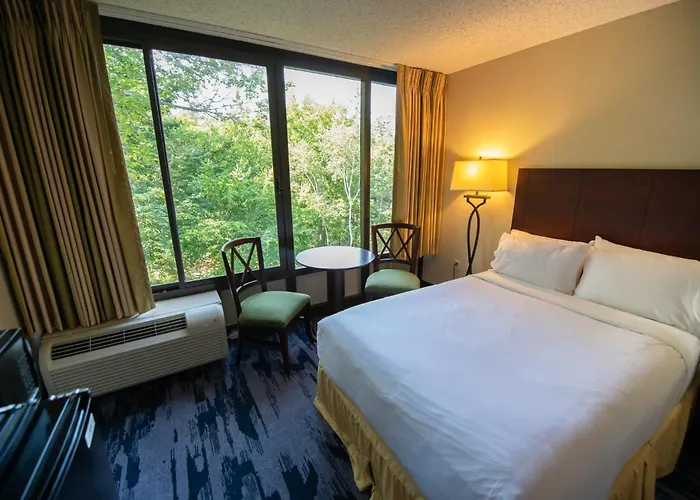 Holiday Inn Bar Harbor Regency Hotel By Ihg