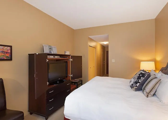 Glacier Lodge By Whistler Accommodation