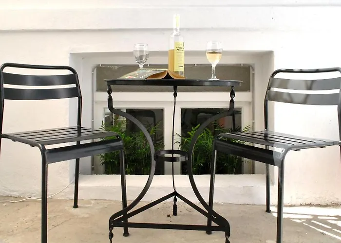 Alice Inn Athens