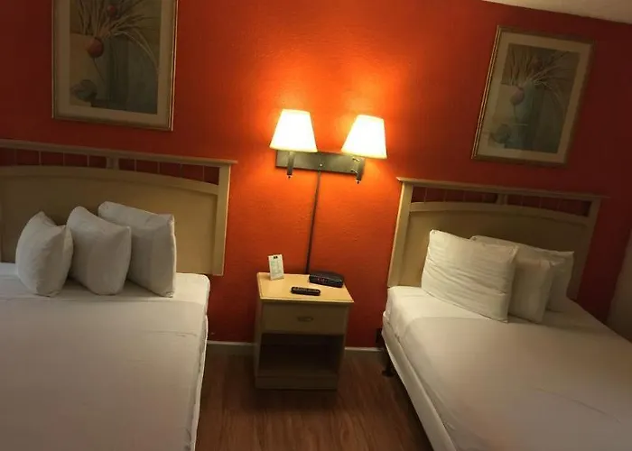 Country Hearth Inn- Kissimmee