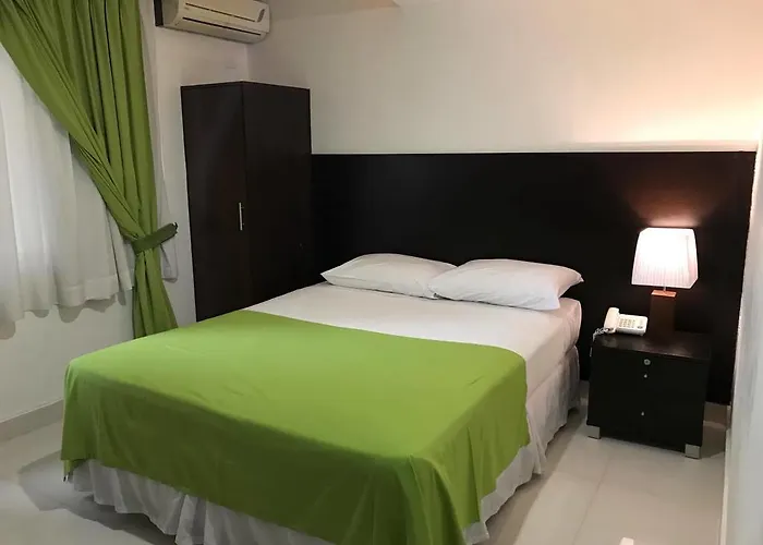Az Hotel And Suites Panama City