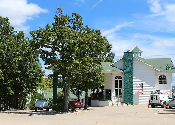 Branson King Resort & Suites