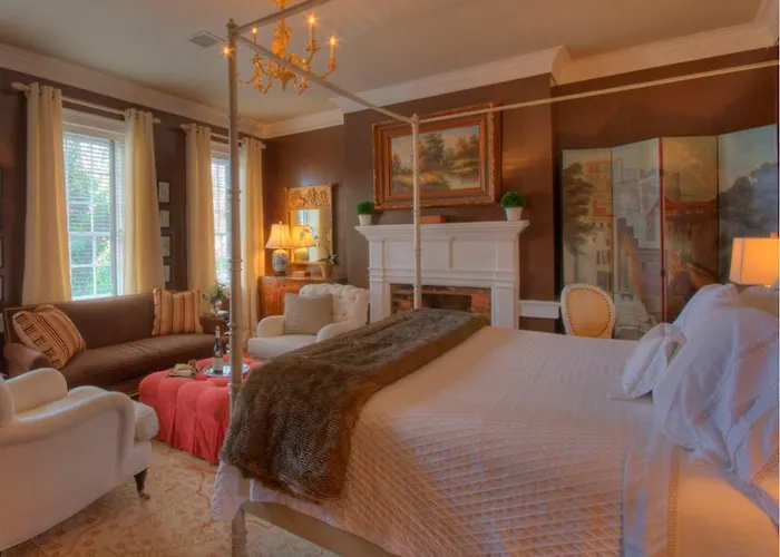 Inn At Court Square Charlottesville
