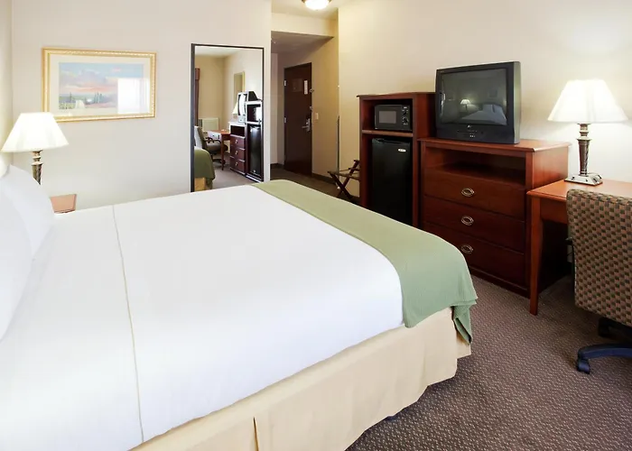 Holiday Inn Express- West Sacramento By Ihg