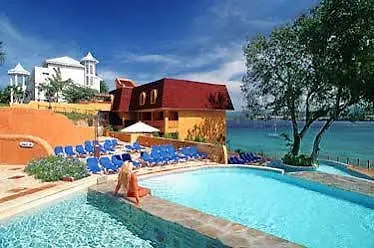 Topacio Azul Resort & Deluxe Sosua