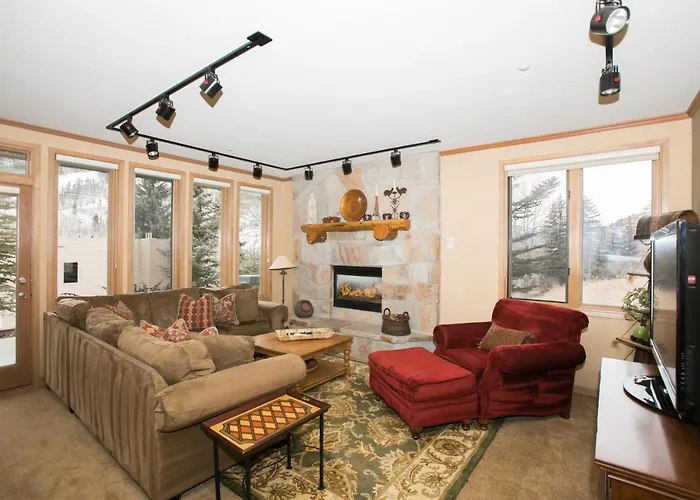 Sun Vail Aparthotel