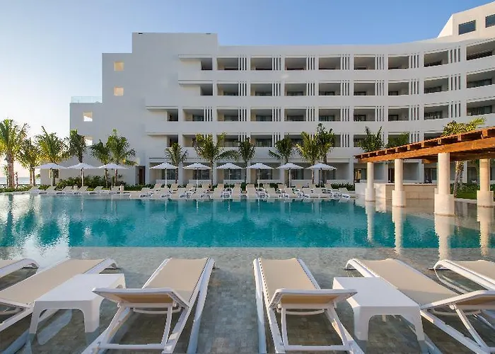 Izla Beach Front Hotel Isla Mujeres