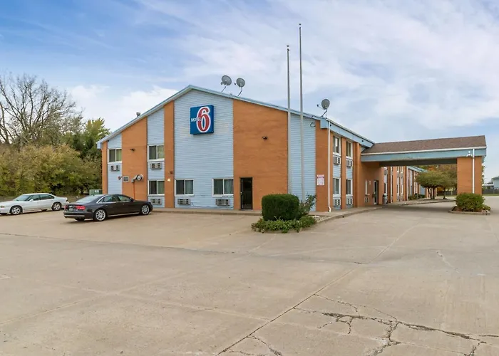 Motel 6-Davenport, Ia