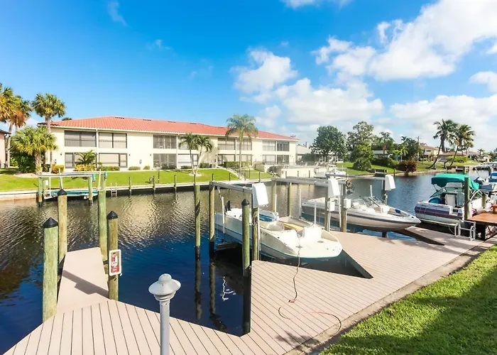 Seatuit Condominiums With Boat Slip Cape Coral